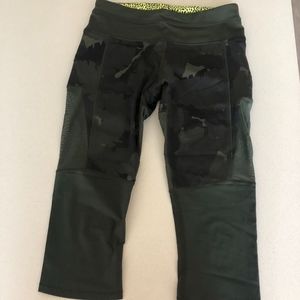 Lululemon Mesh Crop Leggings